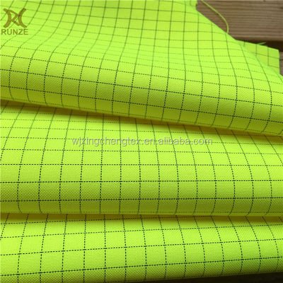 Garments Processing Lining 95% Polyester 5% Anti Static Grid Fabric For Work Wear