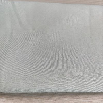 70% Rayon 30% Terylene RT Fabric Green Woven Fabric for Dress and Workwear Waterproof
