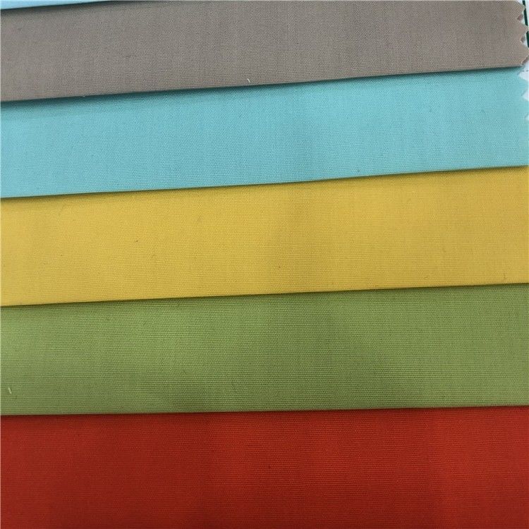 Plain Dyed TC 65/35 Poplin Fabric for Moisture-wicking and Comfortable Summer T-shirt