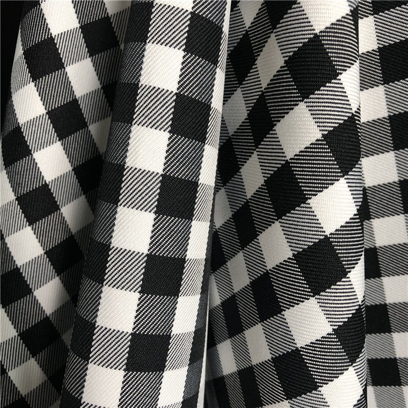 TWILL 300D Polyester Yarn Dyed Woven Black And White Check Fabric Twill Cloth 57/58